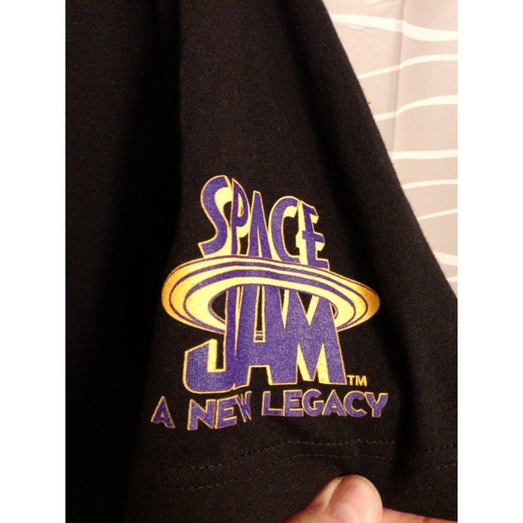 Space Jam Lakers tie-in shirt, size xl - Picture 3 of 5